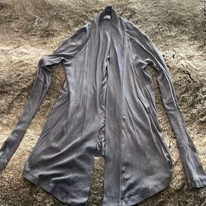 Splendid Long sleeve sweater